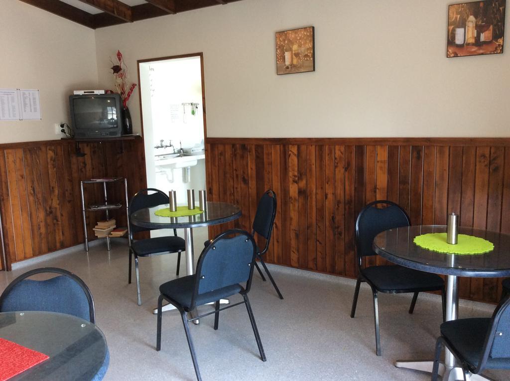 Fiordland Great Views Holiday Park Те-Анау Экстерьер фото