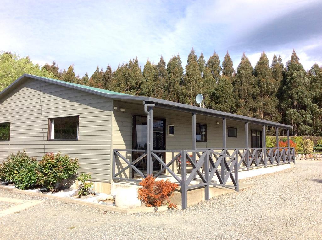 Fiordland Great Views Holiday Park Те-Анау Экстерьер фото