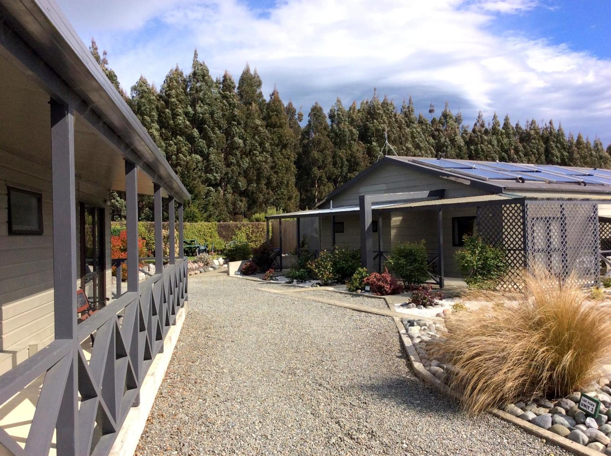 Fiordland Great Views Holiday Park Те-Анау Экстерьер фото
