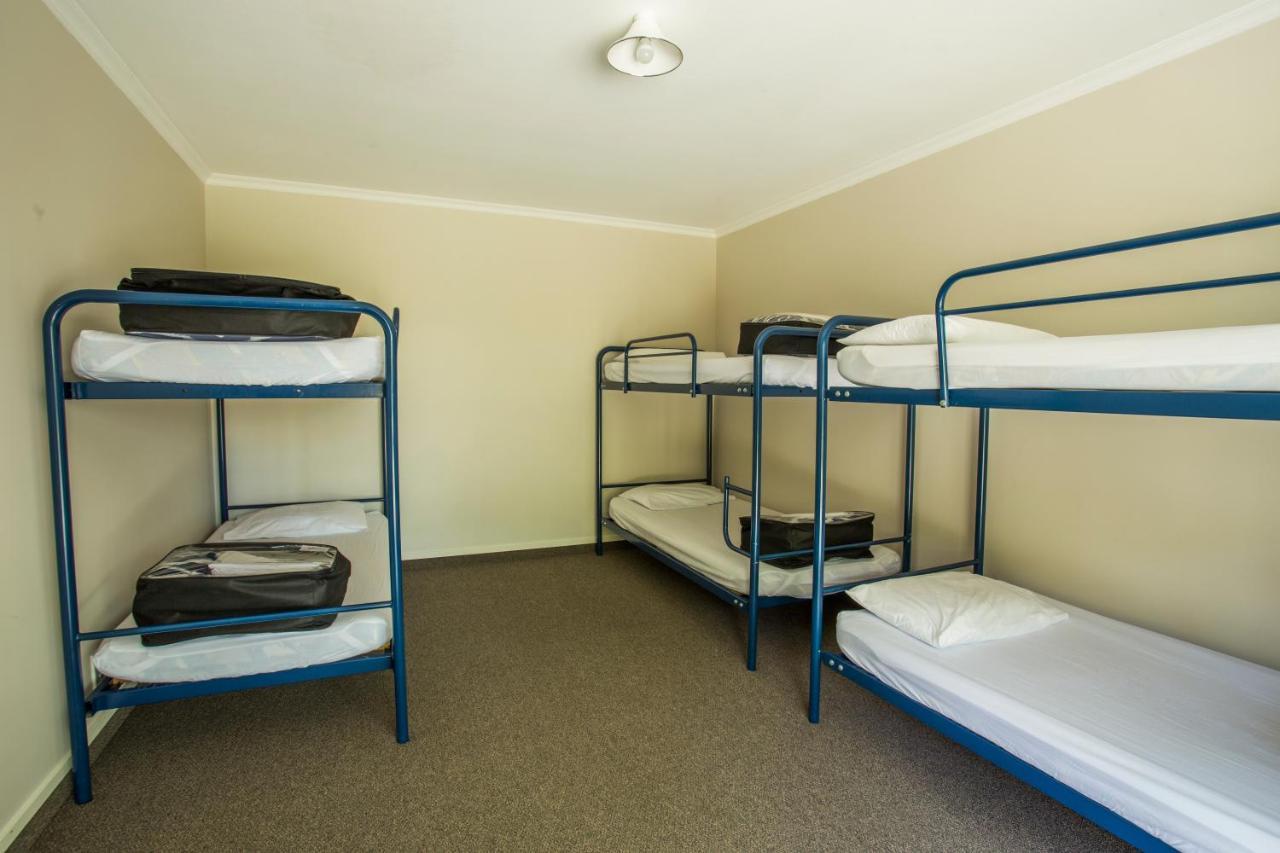 Fiordland Great Views Holiday Park Те-Анау Экстерьер фото
