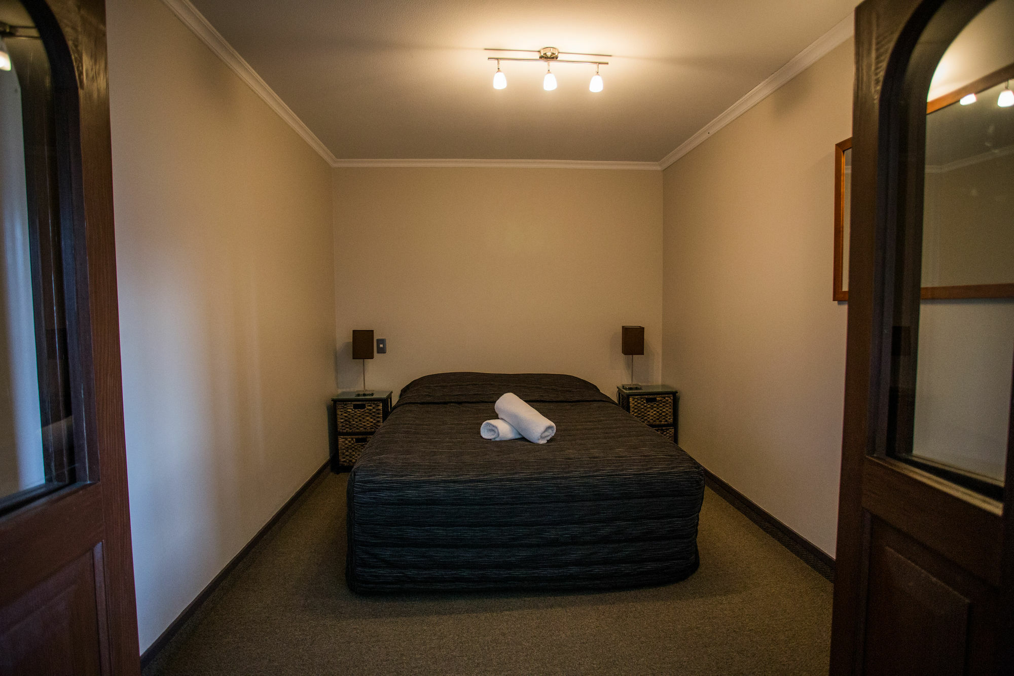 Fiordland Great Views Holiday Park Те-Анау Экстерьер фото